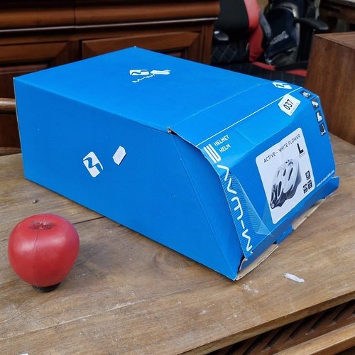 37 - A brand new in box M Wave Active White Flower helmet size L (58-61cm).