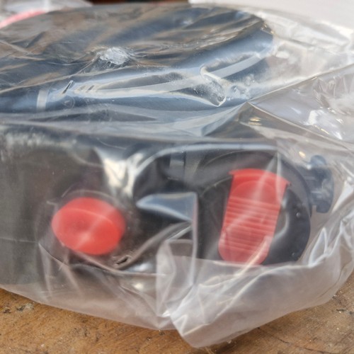 31 - A brand new Dece Oasis high security cable lock and key. Art NO: JQ. Size: 12mm x 1800mm