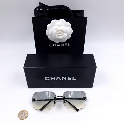 445 - Star Lot: A stunning pair of designer Chanel 4017-D black gradient rhinestone logo sunglasses, lense... 