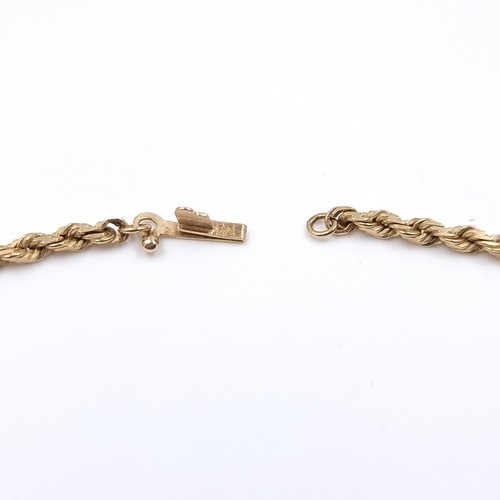 35 - Star Lot: A nice 14 carat gold necklace. Length of chain 76cm. Weight 13.91 grams. Link needs attent... 