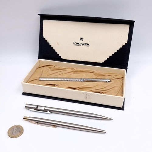 Three pens including a Fuliwen 2017 "8K GP" gold plated nib example, along with a further Parker ball point example.