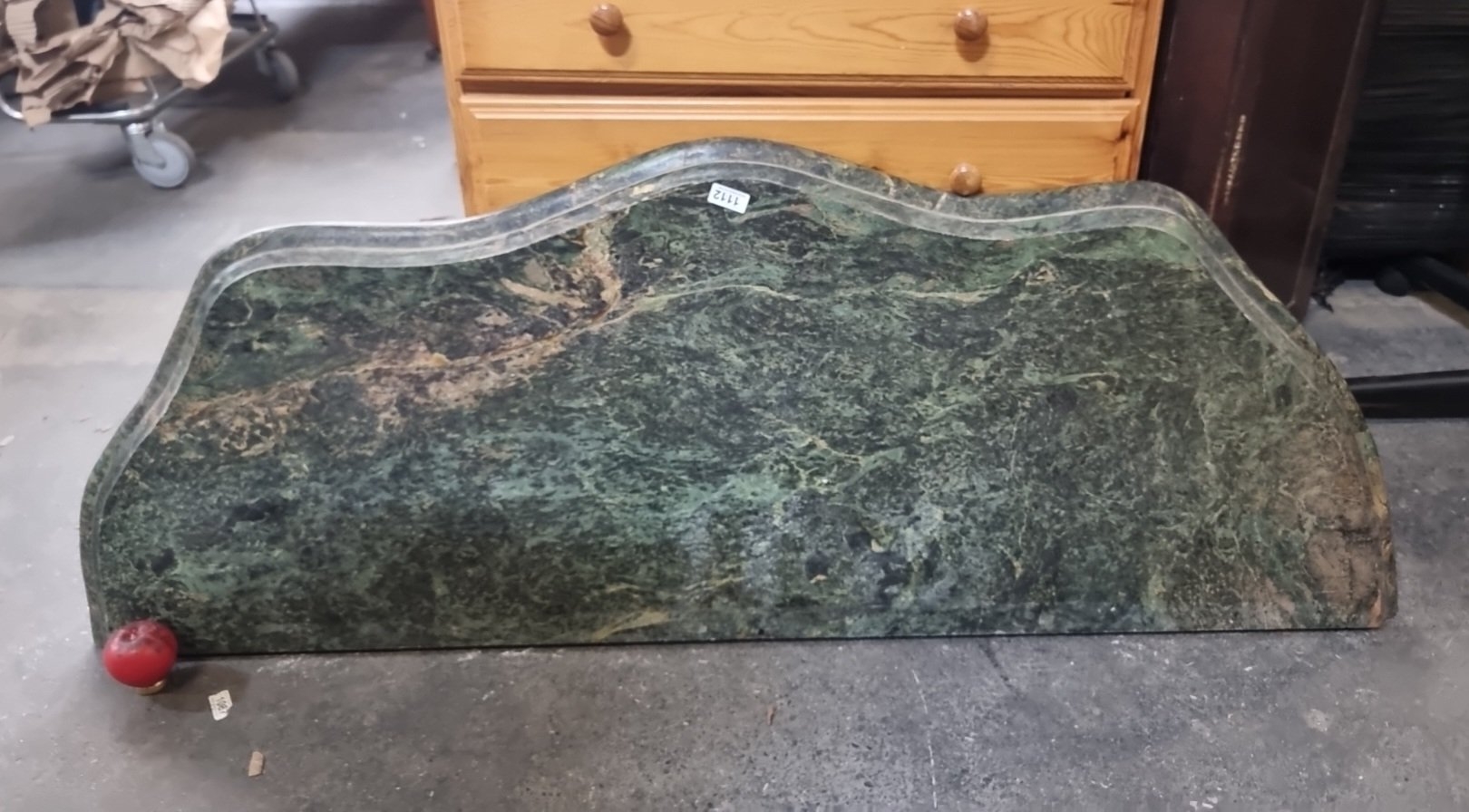 Star Lot : A large serpentine green marble Table top , rounded edge ...