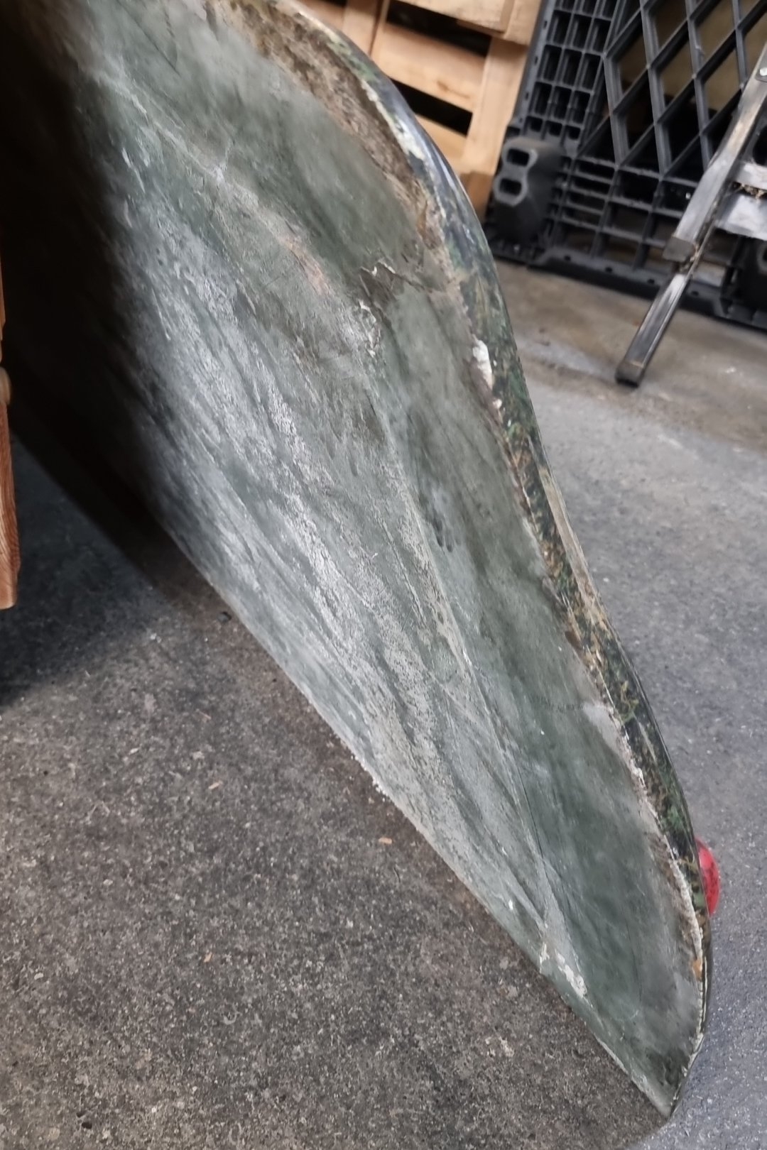 Star Lot : A large serpentine green marble Table top , rounded edge ...