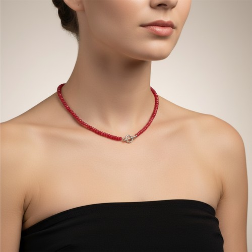 19 - Star Lot : A natural Ruby gemstone necklace. Weight - 11.7 grams. With lovely matched rubies all nat... 