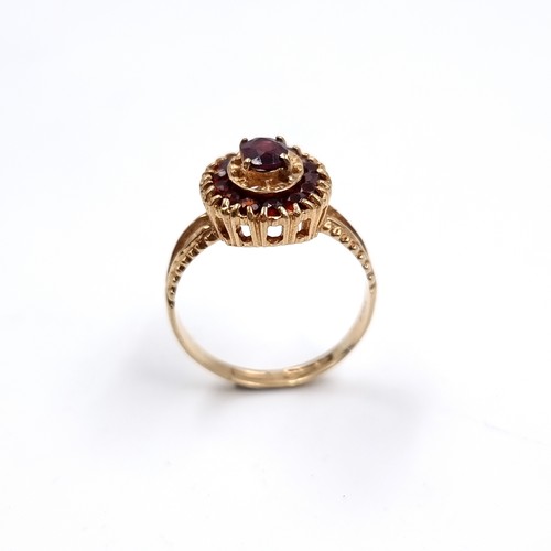 38 - Star Lot : A pretty vintage red tourmaline stone 375 nine carat gold ring. Size - P 1/2, Weight - 3.... 