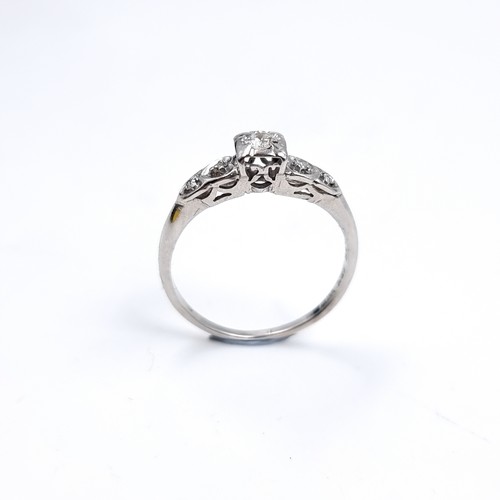32 - Star Lot : A very nice example of am 18 carat white gold Dimond stone ring. Ring Size - O, Weight - ... 