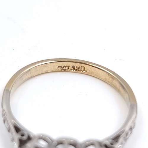 11 - A nine carat gold / Silver gem set ring. Size - O, Weight - 2.1 grams.