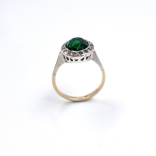 8 - A lovely Gold and Silver gemstone ring. Size - M, weight - 3 grams.