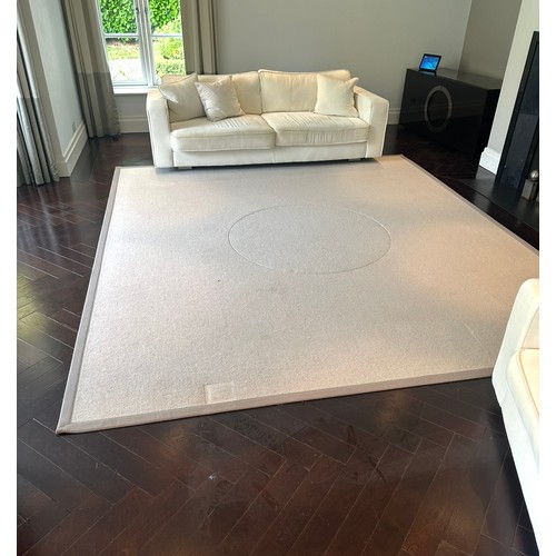 Star Lot : A. fabulous quality Very large floor rug from the main ...
