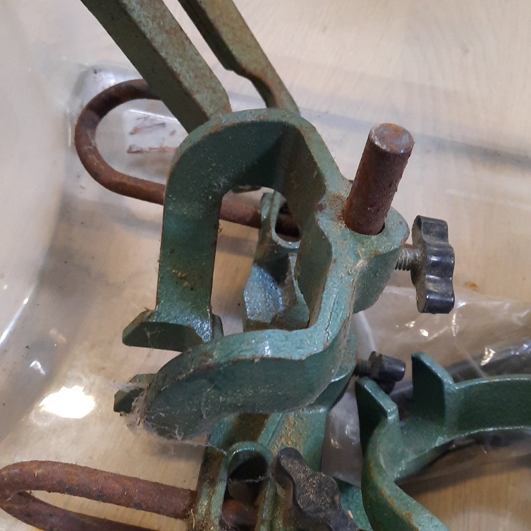 Box of Record Power cast-iron drill sharpening jig parts, including ...