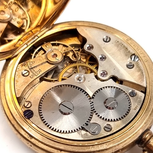 30 - A gold-plated Elgin Full Hunter pocket watch. Watch number 5689973. Watch with white enamel dial, Ar... 