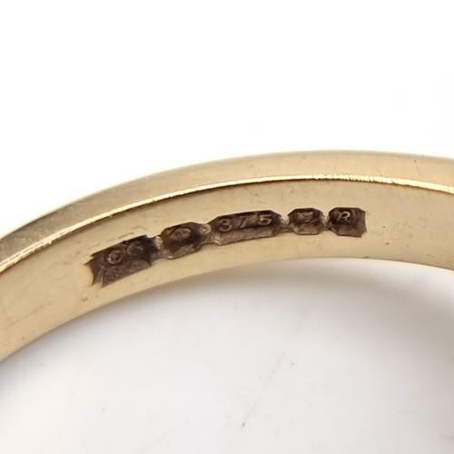 4 - Star Lot: An outstanding Diamond cluster ring. Estimated size of carats - 0.5 carats.  Size - M, Wei... 