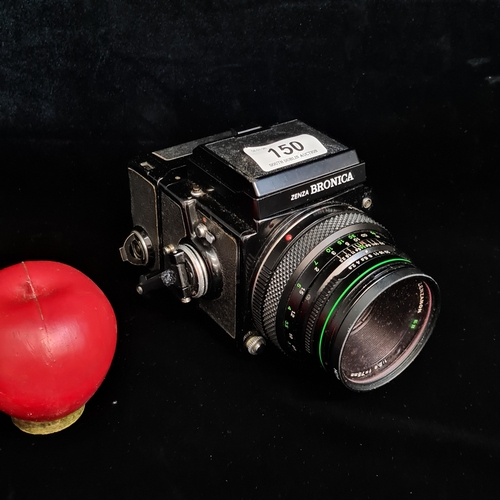 150 - Star Lot : A 'Zenza Bronica ETR-C' 1970's medium format film camera using 120/220 roll film. Fitted ... 