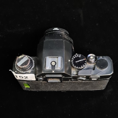 152 - Star lot : A 'Leitz Leica R3 Elektronic 35mm SLR' film camera. Fitted with a 'SUMMICRON R 1:2/50' le... 