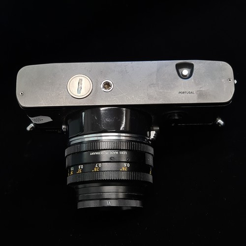 152 - Star lot : A 'Leitz Leica R3 Elektronic 35mm SLR' film camera. Fitted with a 'SUMMICRON R 1:2/50' le... 