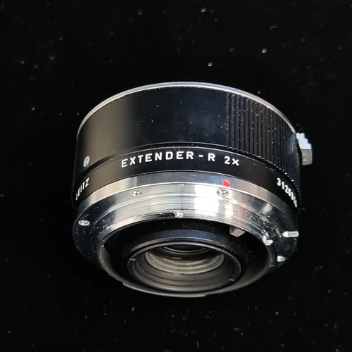 158 - Super Star Lot: Four quality vintage 'Leitz Wetzlar' includes Camera lenses and extenders in origina... 