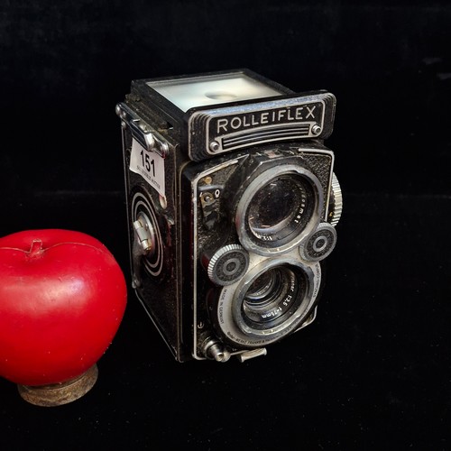 151 - Star Lot : A 'Rolleiflex 3.5F Model 3 twin lens reflex' medium format film camera. Features a 'Carl ... 