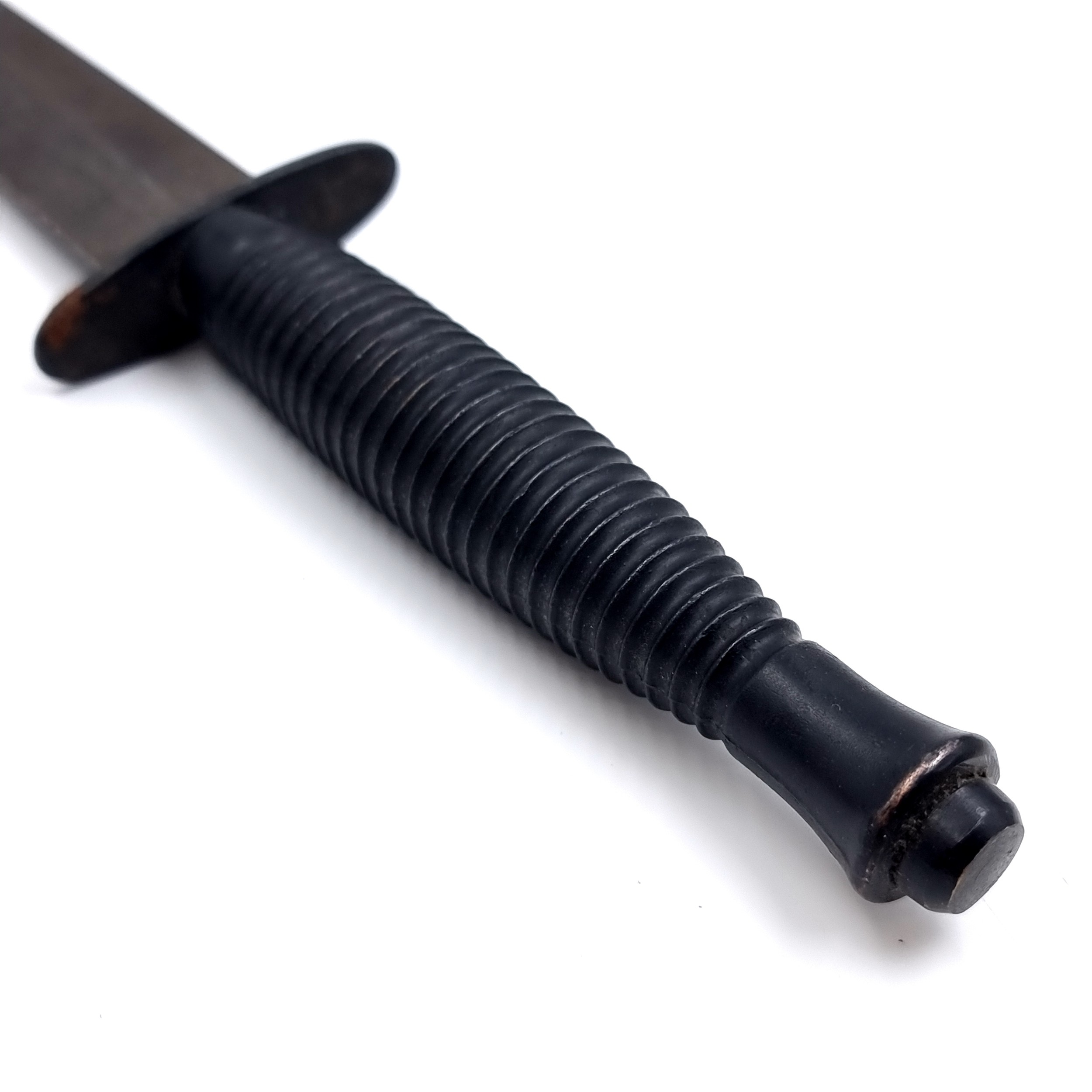 A British WWII Fairbairn - Sykes (F-S) double edge commando dagger ...