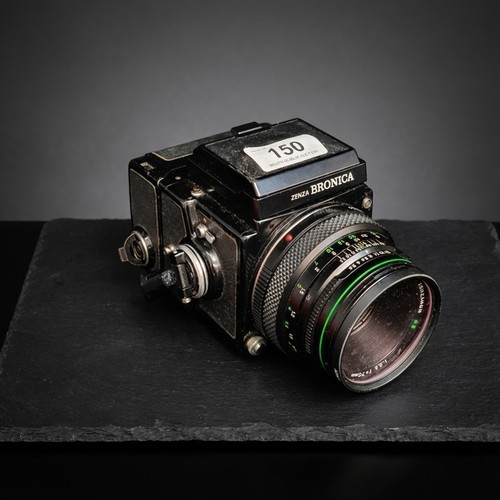 150 - Star Lot : A 'Zenza Bronica ETR-C' 1970's medium format film camera using 120/220 roll film. Fitted ... 