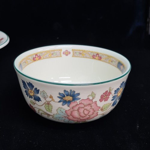 115 - A Myott Staffordshire England part dinner service set in the 