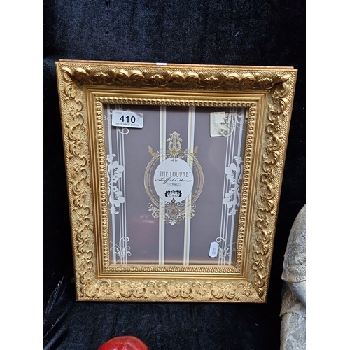410 - A group of decorative home goods, comprising 2 ornate gilt-effect picture frames with Sheffield Home... 