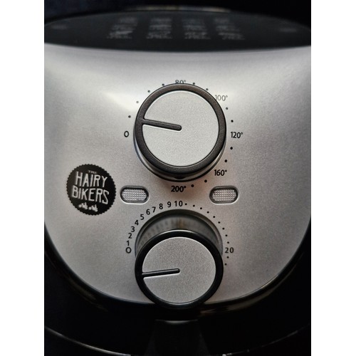 443 - A Hairy Bikers 4 litre healthy air fryer, in black and silver plastic housing with dual dial control... 