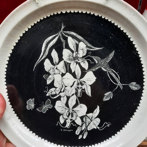 396 - Six vintage Countryside animal decorative hanging plates. Lot includes examples with ''S. Crispin'' ... 