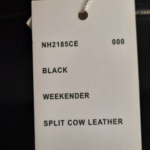 270 - A super stylish gentleman's Lacoste black cow leather weekend travel bag. Brand new with tags. RRP €... 