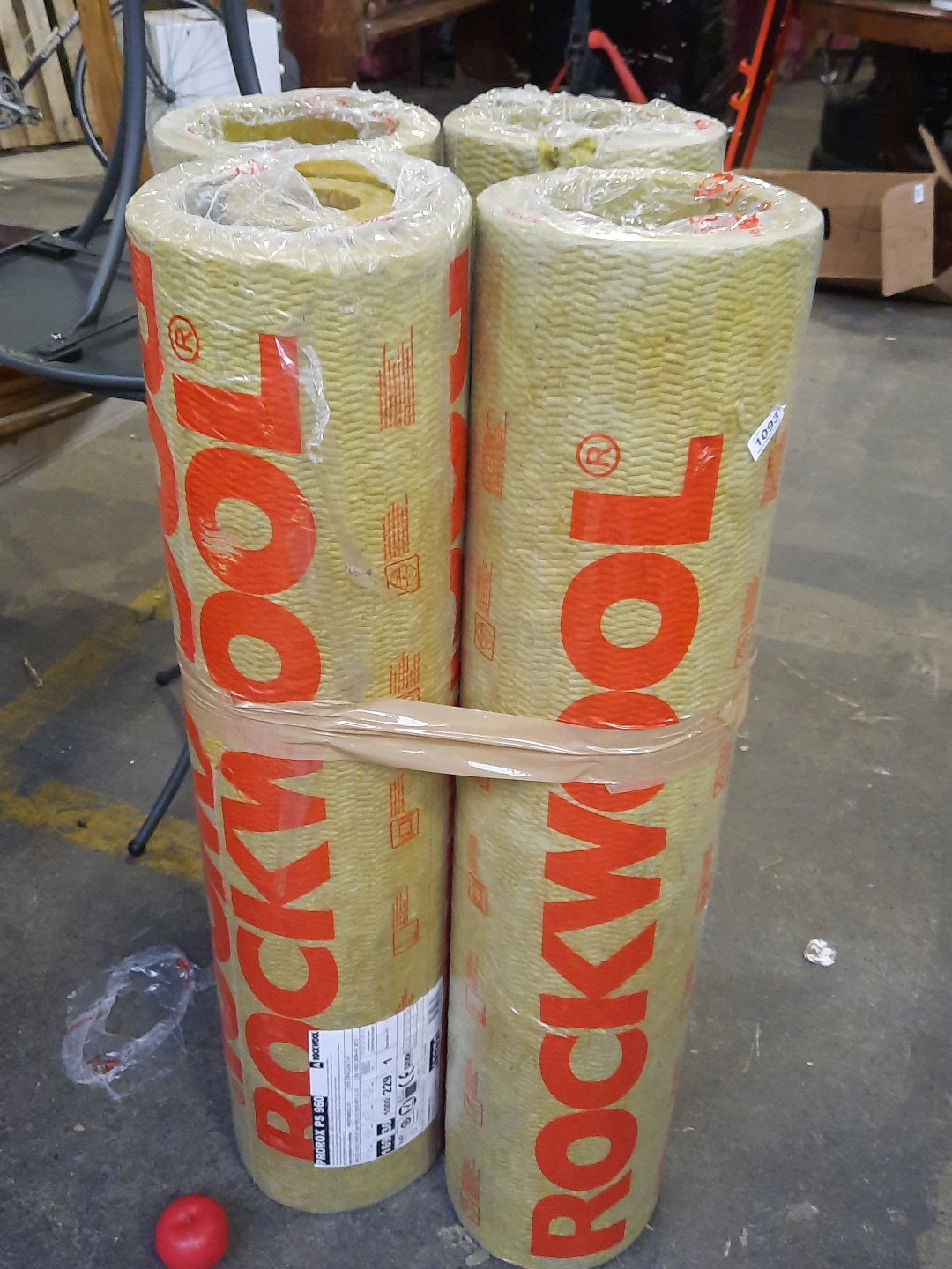 4 Rockwool mineral-wool pipe insulation sections, PROROX PS 960 ...