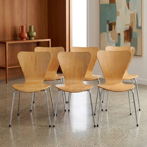 Star Lot : A group of 6 iconic Fritz Hansen style. beech plywood ...