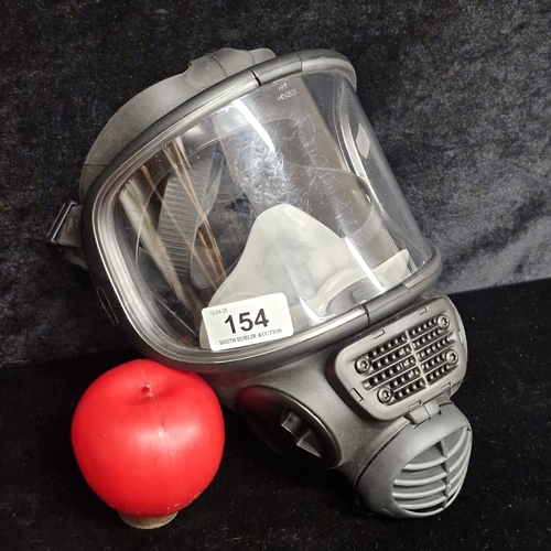 154 - A Scott ProMask CL 3 full facepiece respirator. Size M/L. RRP €172 Great for artists or restorers.