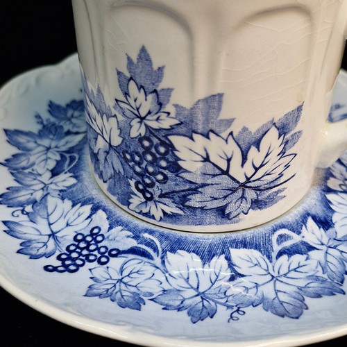 125 - A J & G Meakin England Sterling part tea service. Lot includes a jug, cups, saucers, sandwich plates... 