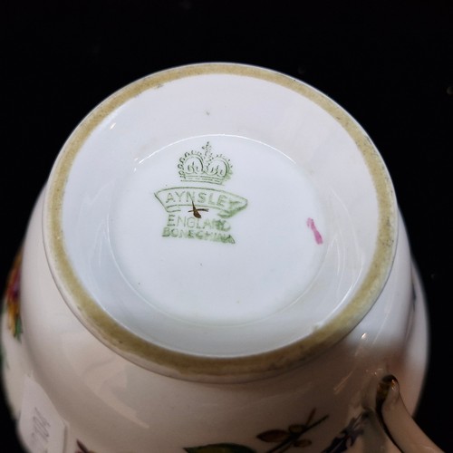 139 - A large collection of Aynsley Syracuse floral patterned China. Lot includes a sugar bowl, sandwich p... 