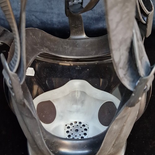 154 - A Scott ProMask CL 3 full facepiece respirator. Size M/L. RRP €172 Great for artists or restorers.