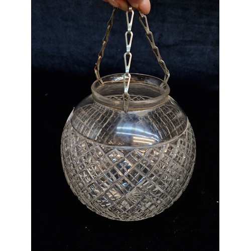 178 - A vintage cut glass lamp shade featuring a detailed diamond cut pattern and hanging chains. Clear gl... 