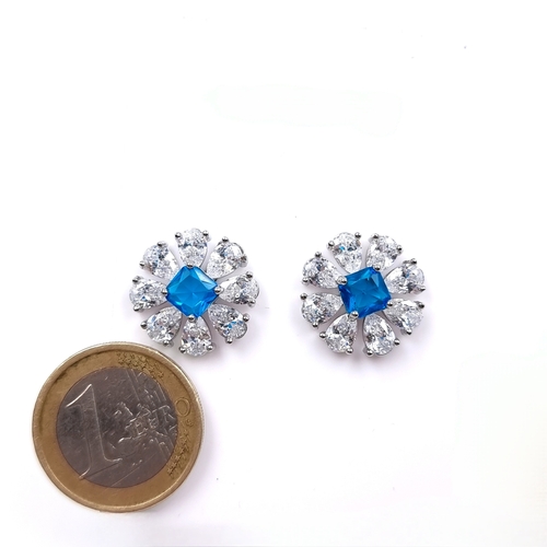 23 - A vibrant pair of Sterling Silver floral cluster gemstone earrings. Weight - 6 grams. Nicely Boxed. ... 