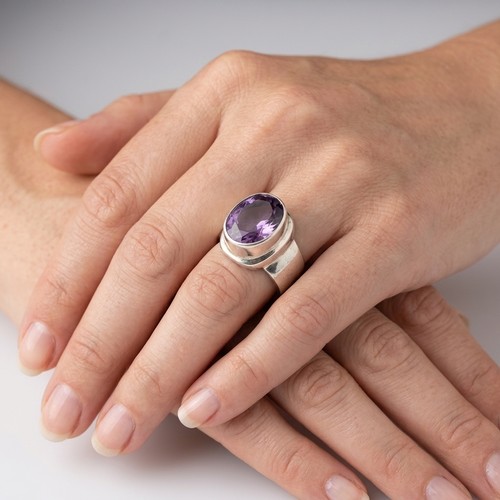 43 - A large Amethyst statement ring set in Sterling Silver. Size - P, Weight - 8.8 grams. Please note, t... 