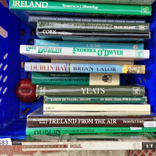 A collection of good Irish interest hardback and paperback books ...