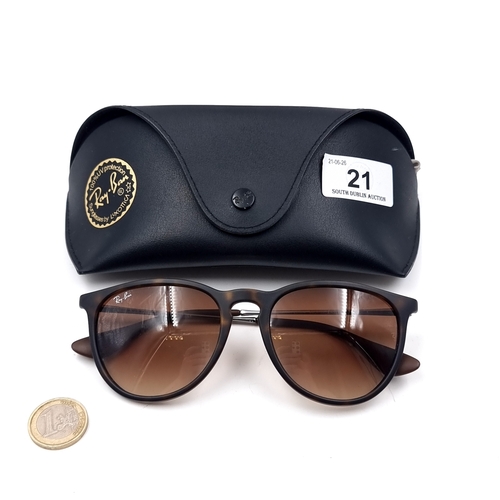 Lot 21        