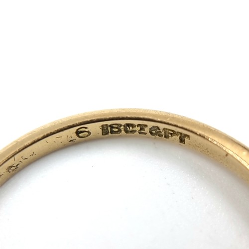 1 - Super Star Lot : A Stunning 5 stone bright natural diamond ring. Set in 18ct gold. Size M. Weight - ... 