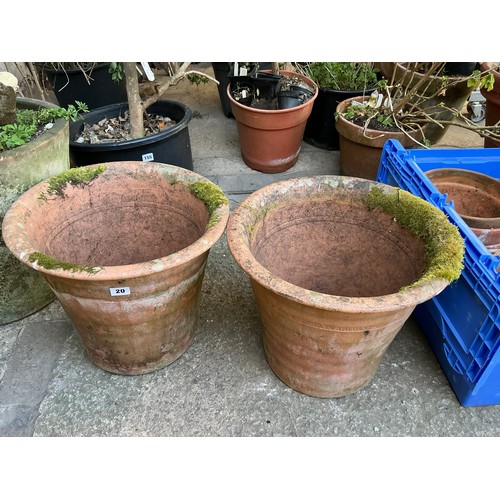 Lot 20        