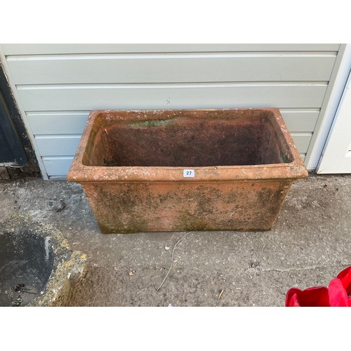 Lot 27        