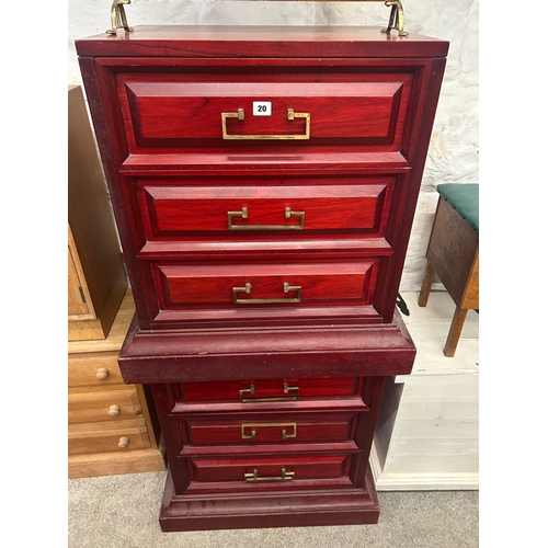 Lot 20        