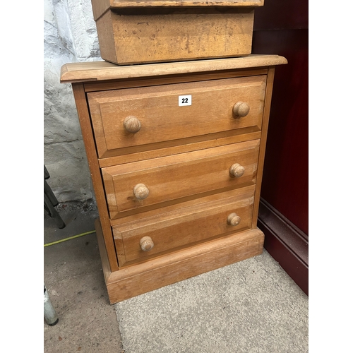 Lot 22        