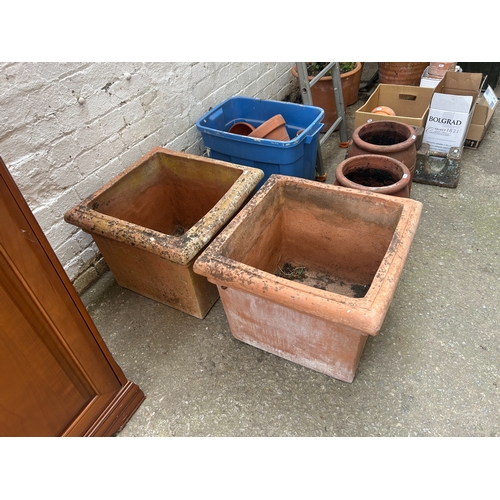 Lot 9         