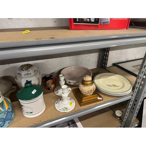 207 - Mixed ceramics to include pair Minton candlesticks, Susie Cooper plate, Poole plate, Aynsley jar, va... 