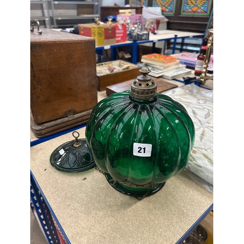 Lot 21        