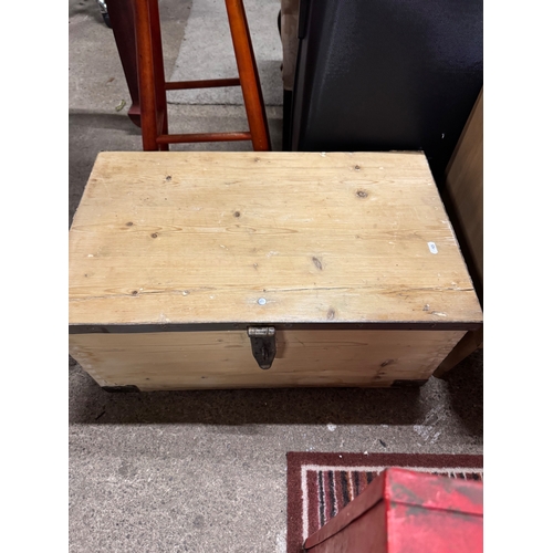 Lot 60        