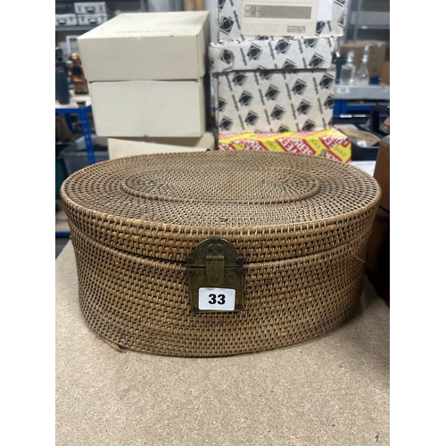 Lot 33        