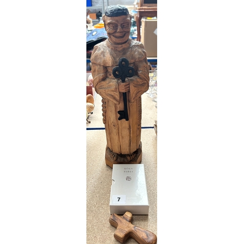 7 - Novelty carved wine bottle safe / holder in the form of a smiling monk / friar, with detachable head... 